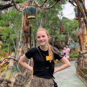 Meet your Posher, Megan